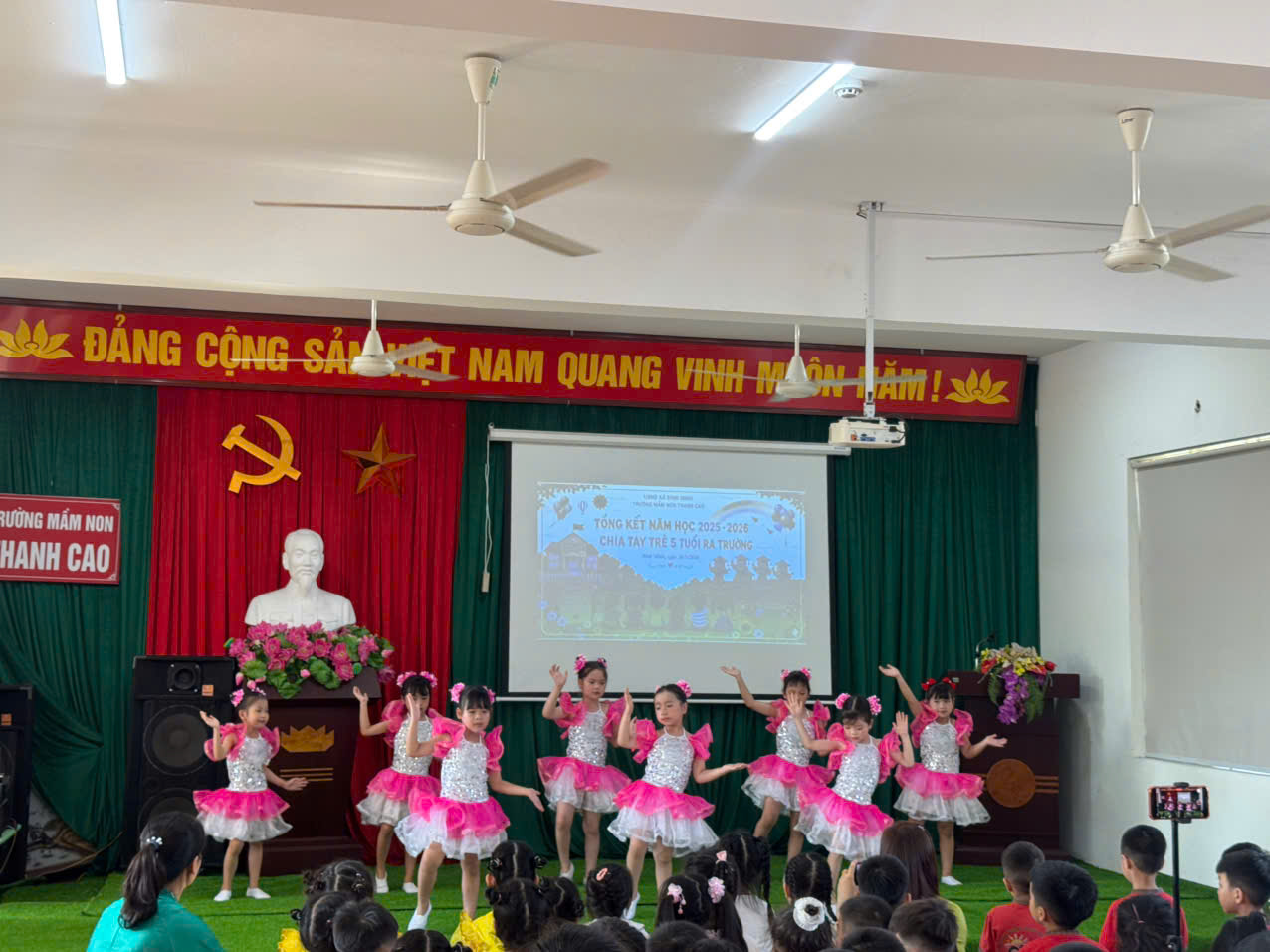 Tổng kết năm học 2025-2026 - Chia tay trẻ 5 tuổi ra trường