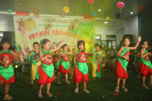 Trường mầm non Thanh Cao tổ chức đêm hội trăng rằm