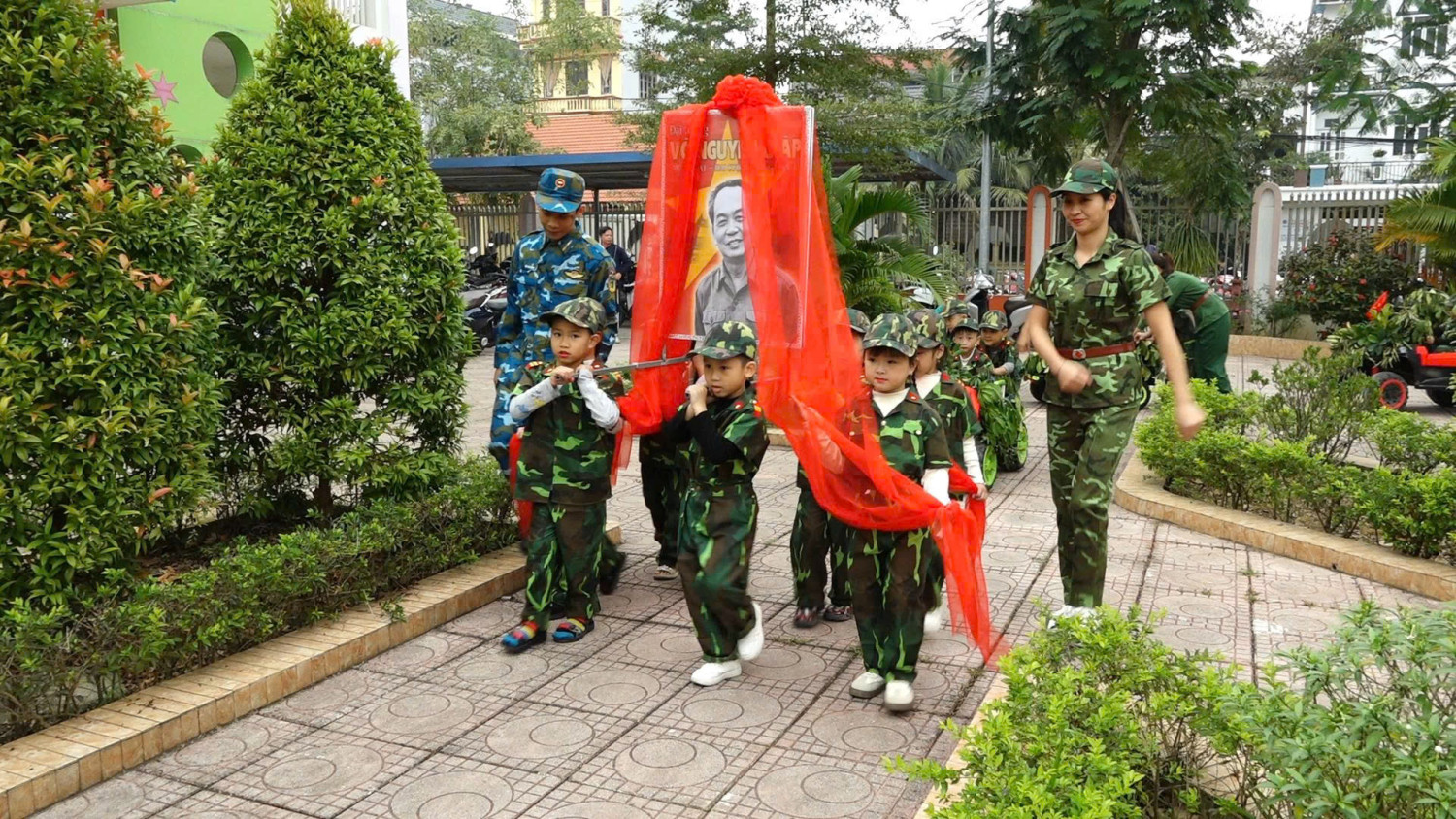 z7332765376423 f798717710da0b4d1877eb77bd9cf50a