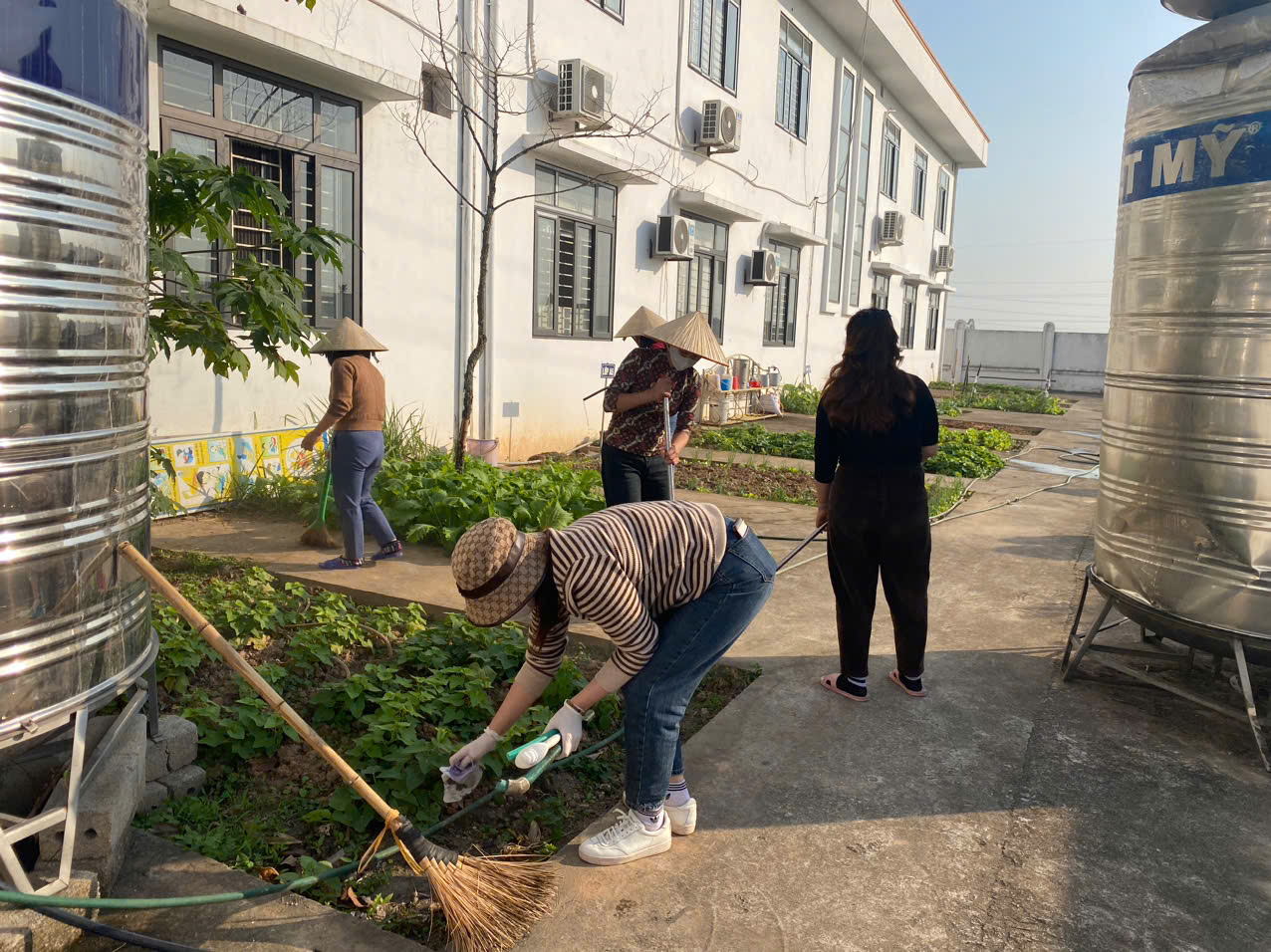 🌱 THỰC HIỆN CHƯƠNG TRÌNH “NGÀY CHỦ NHẬT XANH” (28/12/2025) 🌱